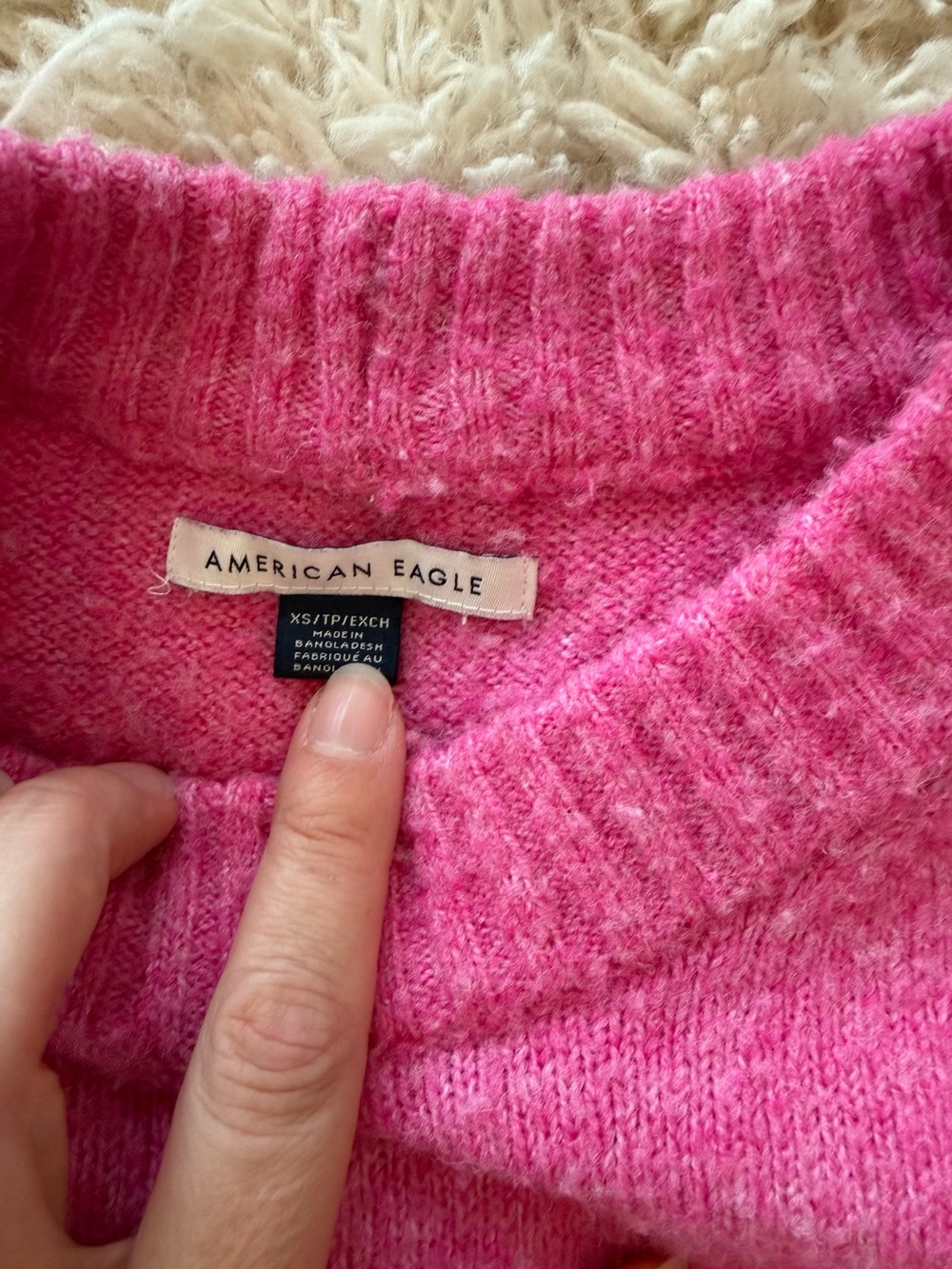 American Eagle pink sweater women’s size XS - Picture 2 of 3